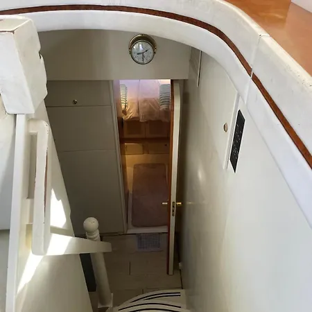 Tekne Waterfront Cozy Two Bedrooms *